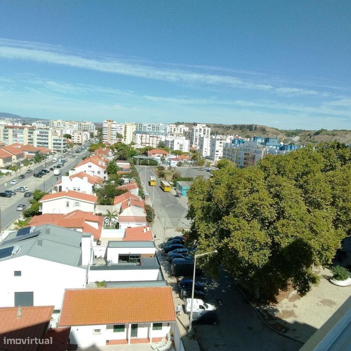 ️ Apartamento T2 com VISTA MAR - Totalmente renovado
