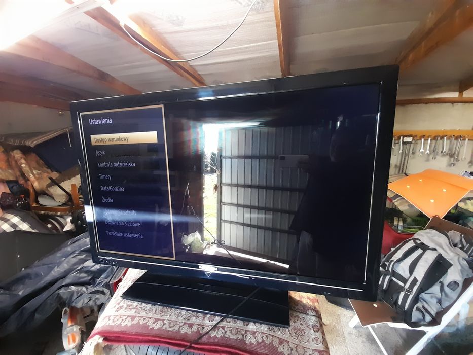 2 Telewizory Medion i Toshiba