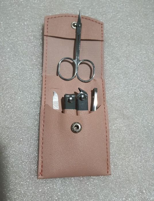 Манікюрний набір.