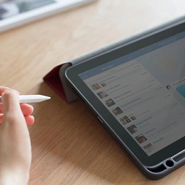 Etui Uniq Transforma Na Ipad Pro 11'' (2021) - Czarne
