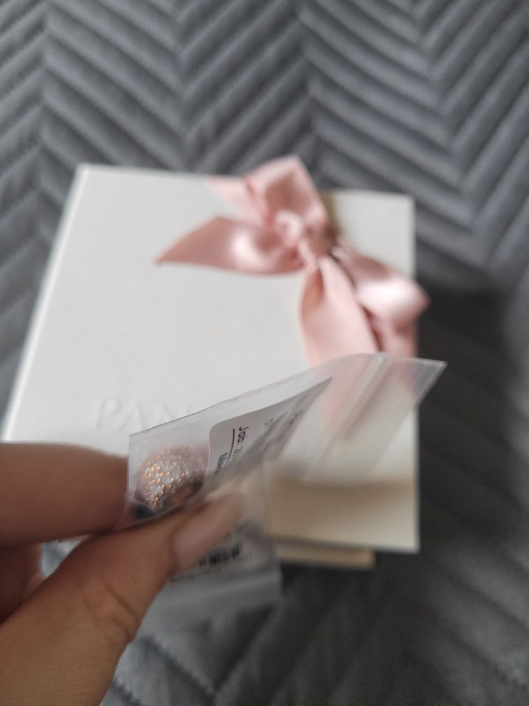 Pandora 2x charms Rose 782820C01 nowe