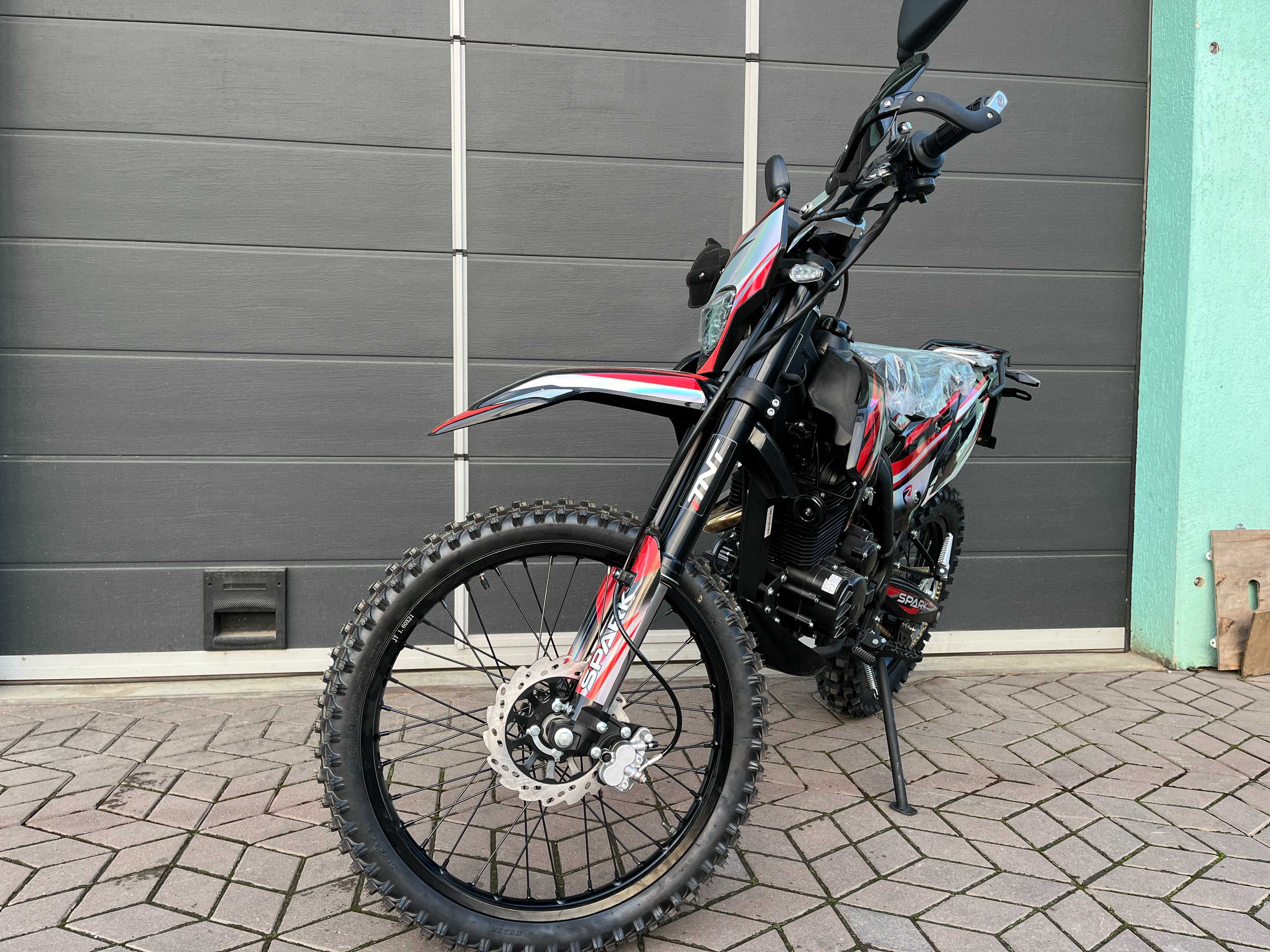 Мотоцикл Spark SP250P-2 Ендуро/Крос 21 (к. с.)