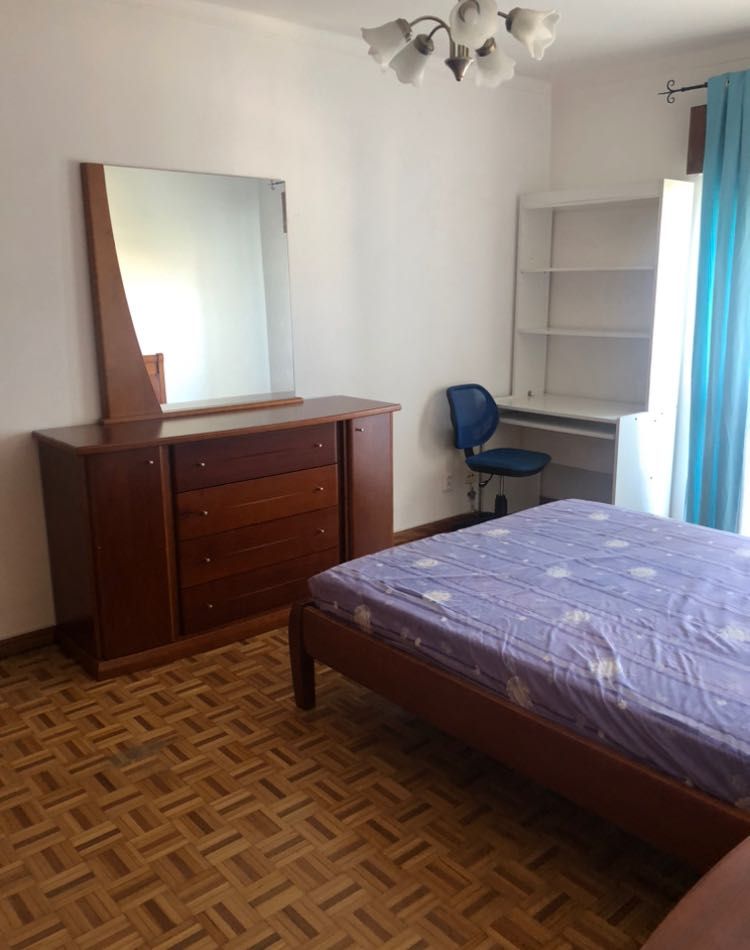 Alugo 3 Quartos Raparigas Estudantes Penha - Faro