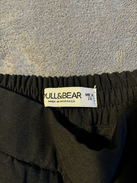 spodnie materiałowe pull&bear