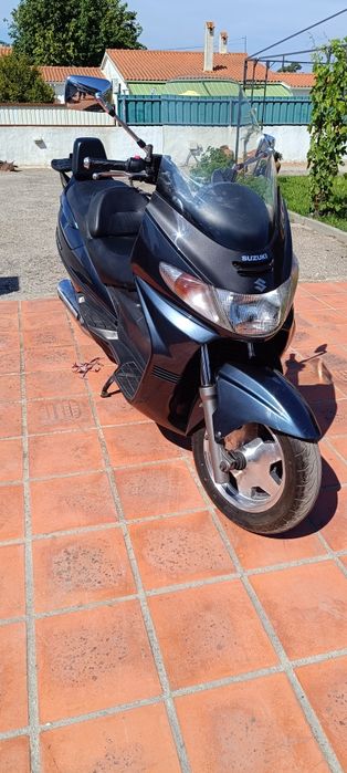 Mota Suzuki Burgman 400cc