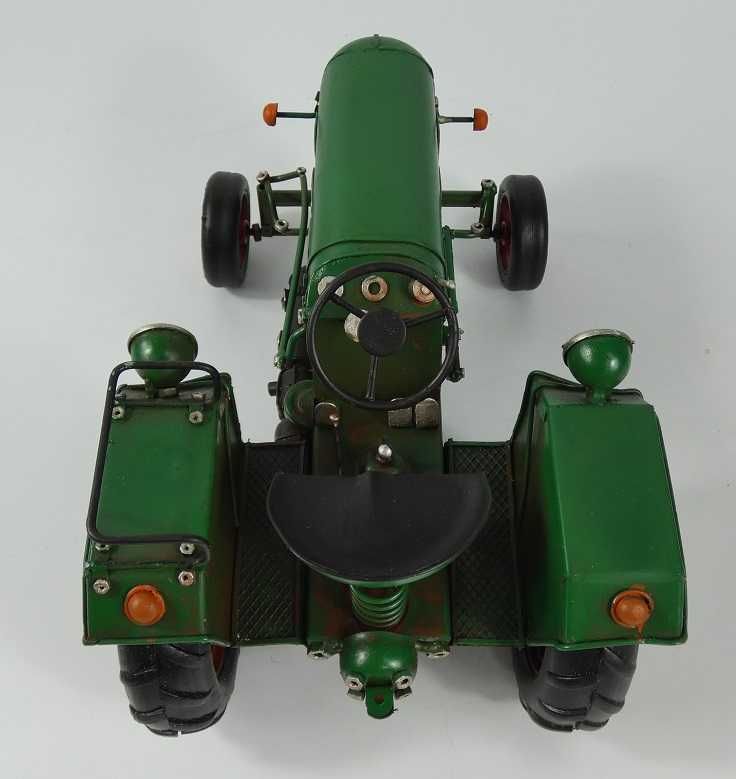 Metalowy zielony traktor pojazd ciągnik RETRO