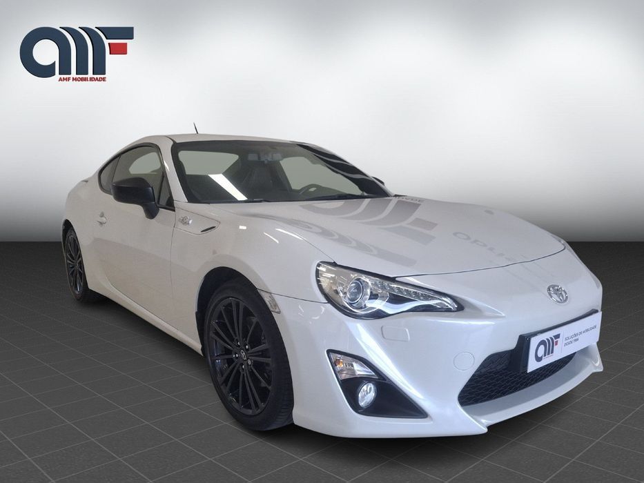 Toyota GT86 2.0D-4S +Navi