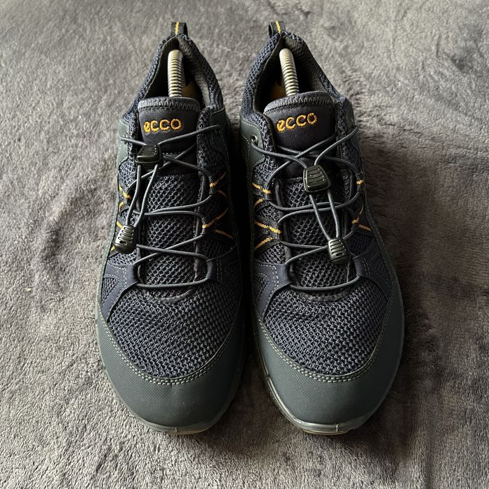 Чоловічі кросівки Ecco Gore-tex. Р. 40. Як нові!!!