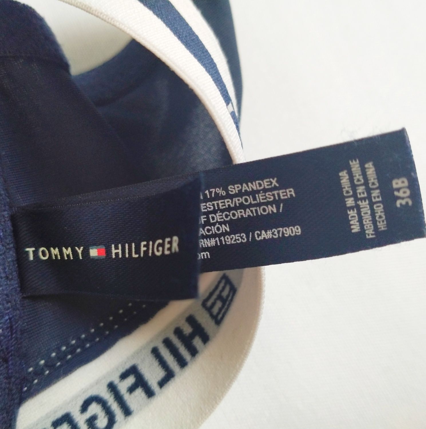 Biustonosz Tommy Hilfiger push up 80B granatowy