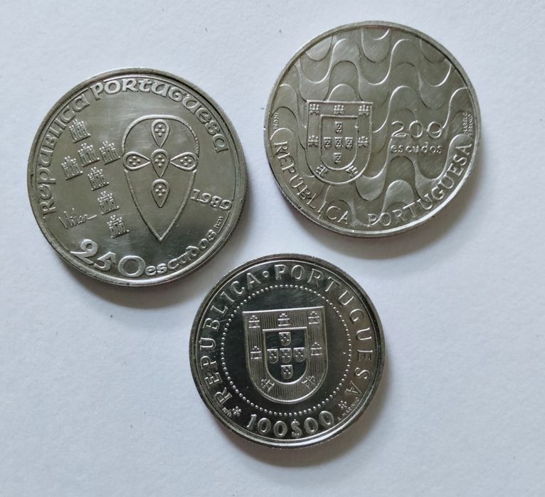 Escudos da república