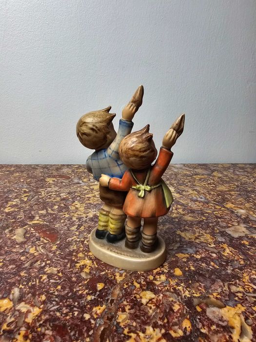 Figurka porcelana Goebel Hummel #153/0 "Auf Widersehen" 15 cm Niemcy