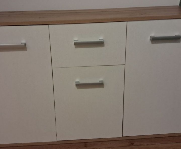 Regał wiszące szafa komoda fotel