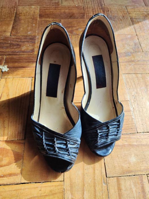Sapatos de senhora pouco uso