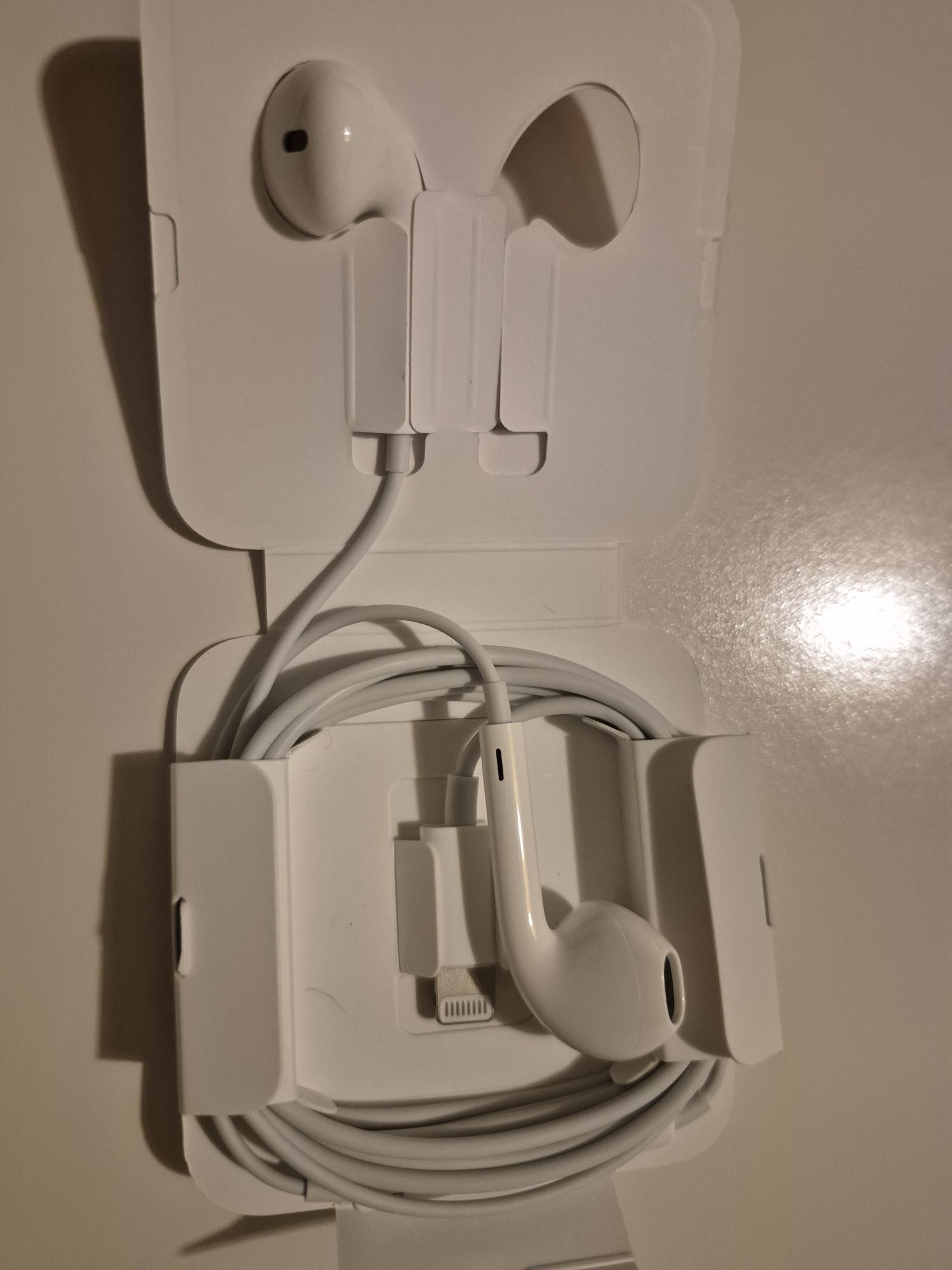 Fones novos/Carregador iphone