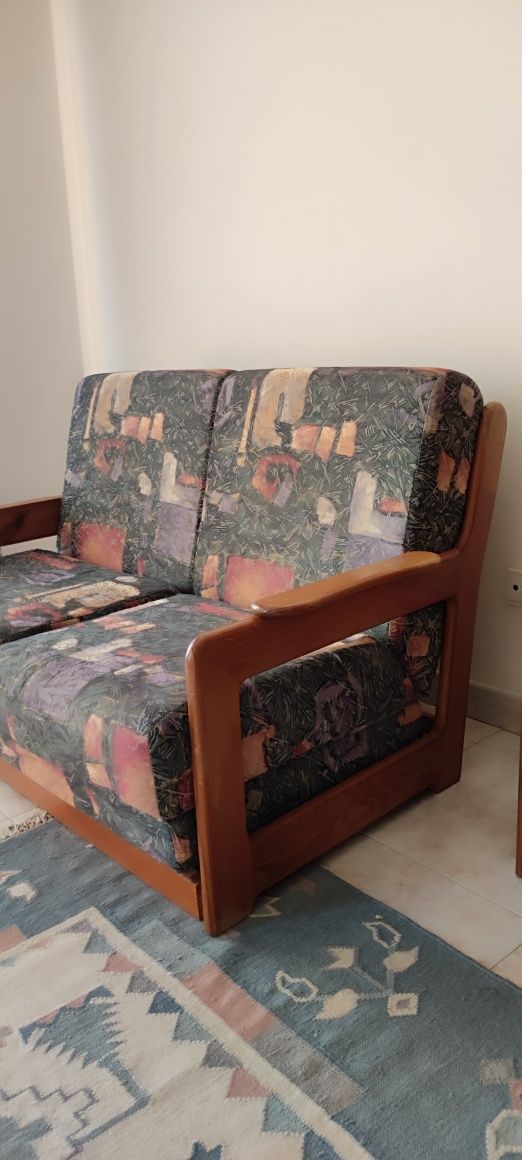 Sofá cama: Conjunto de 2 poltronas e 1 sofá