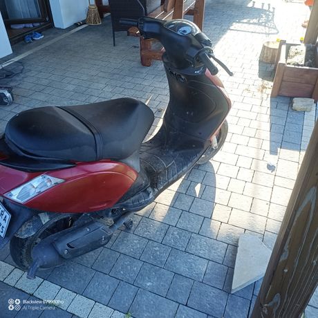 Skuter Piaggio ZIP 2t