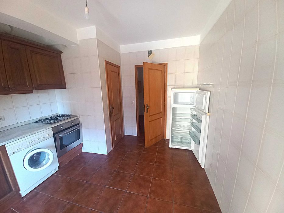 Apartamento T2 com Garagem