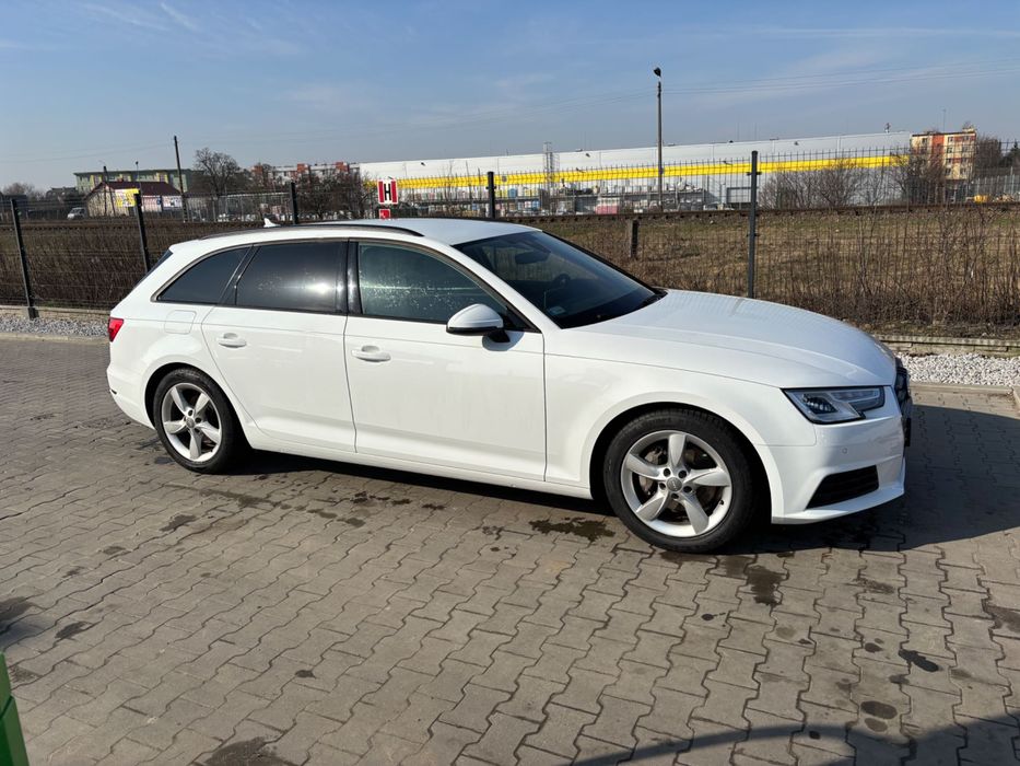 Audi A4 B9 Avant 2017 r.