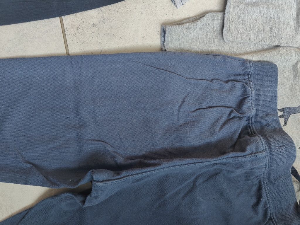 Dwie dwuczęściowe piżamki r. 86
