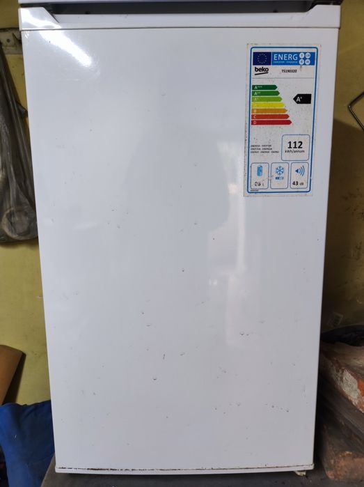 Lodówka Beko uszkodzona
