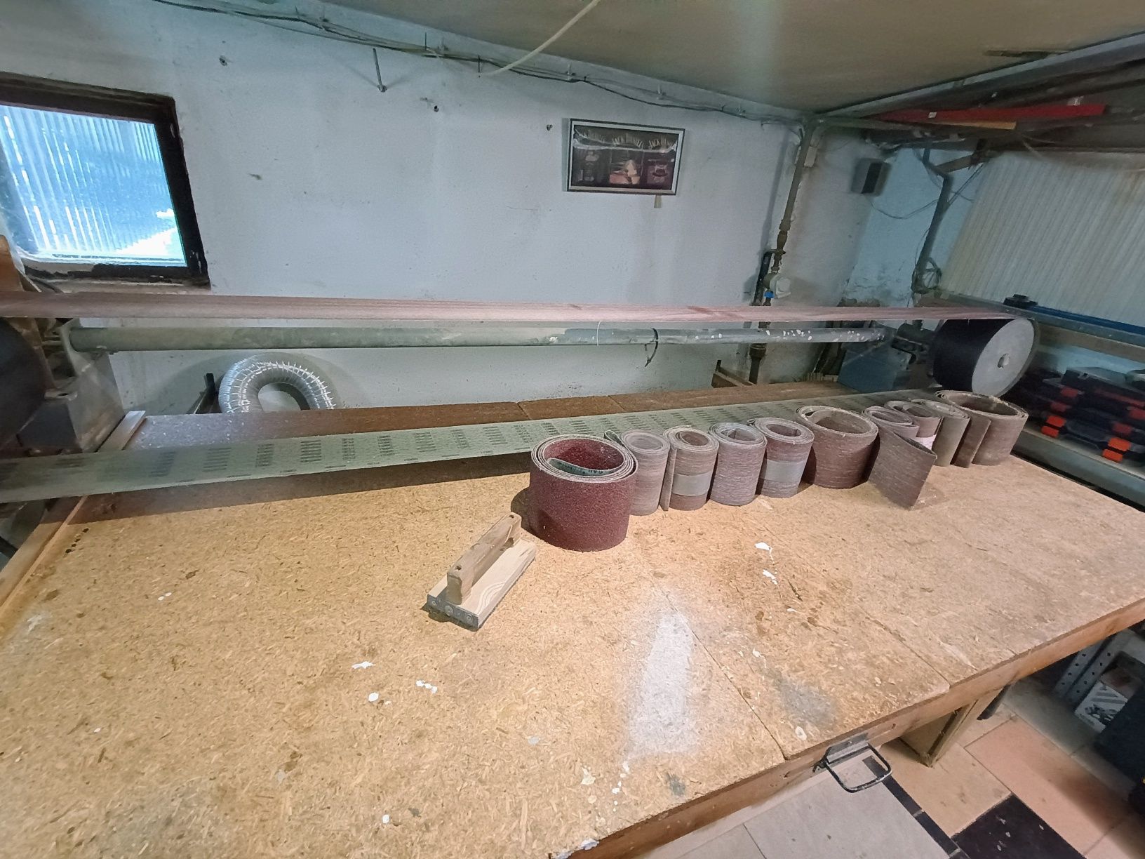 Szlifierka stołowa na pasy bezkońcowe, silnik 3,5 kW. Sprawna