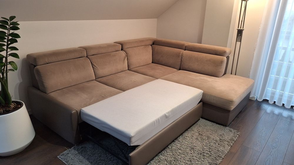 Narożnik funkcja spania.