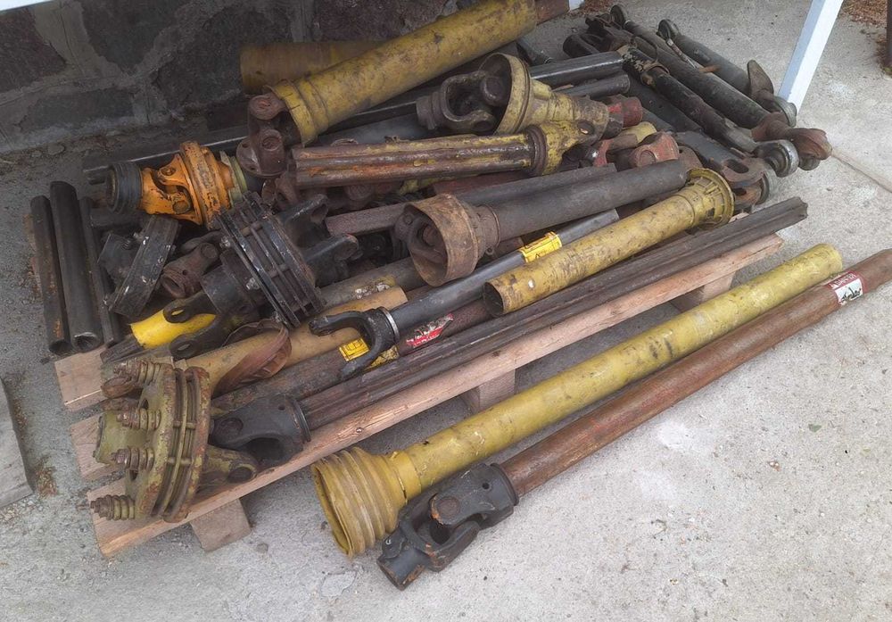 Wałek przekaźnika mocy WOM  Śruba łącznik centralny Cięgło Części