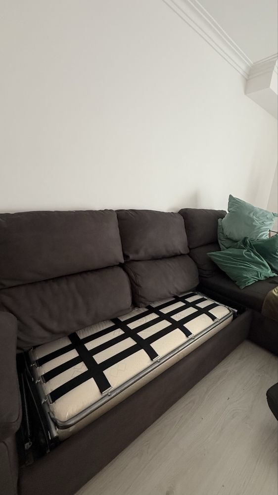 Sofa chaise longue com cama e baú  (3,00X1,60)