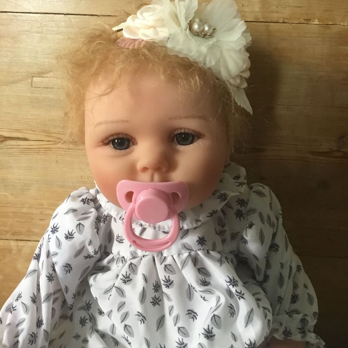 Boneca bebé reborn(artigos novos)
