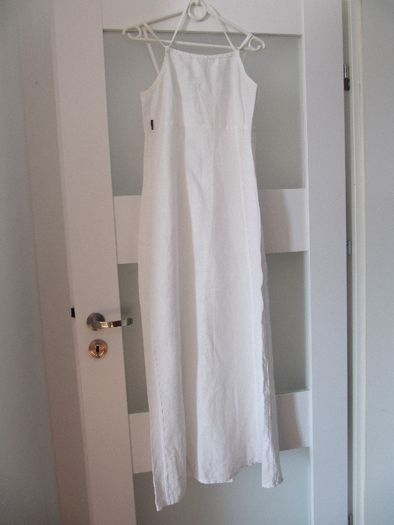 biała sukienka rozm.38