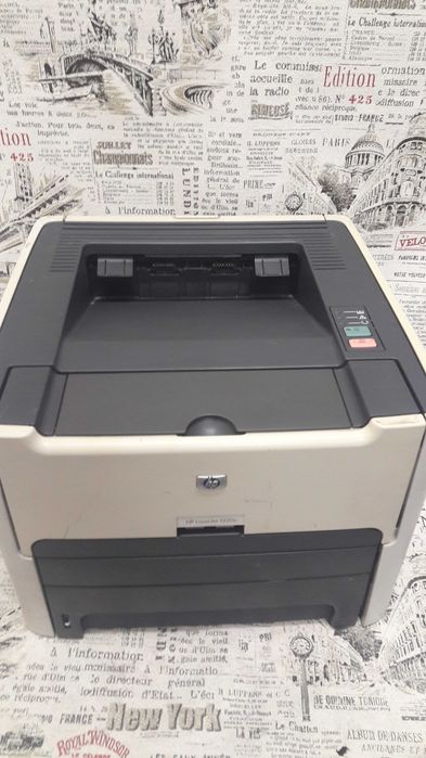 Принтер HP 1320n с дуплексом, сетью и хорошо печатающим картриджем