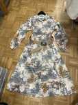 Sukienka szmizierka koszulowa na guziki  wzor Dior L/Xl