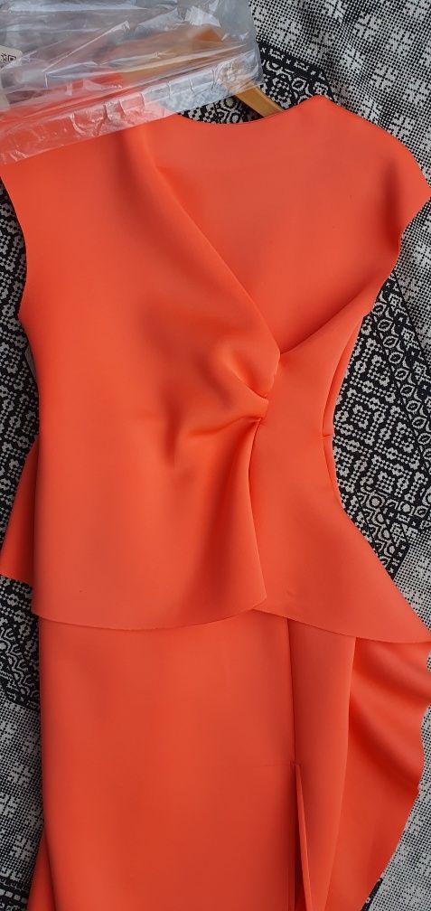 Elegancka sukienka