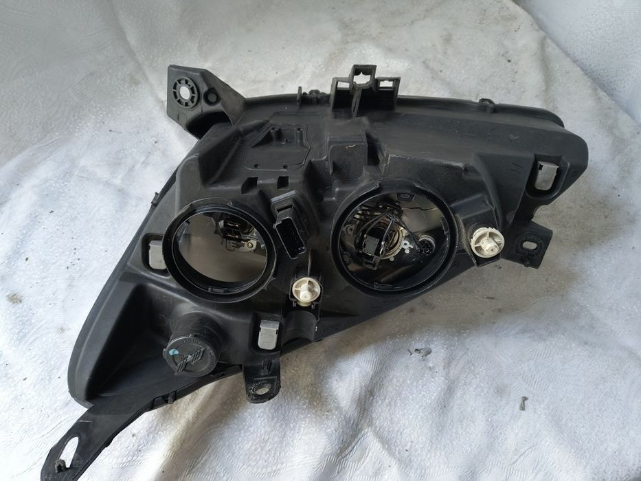 Lampa prawa Citroen C5 Europa reflektor przedni