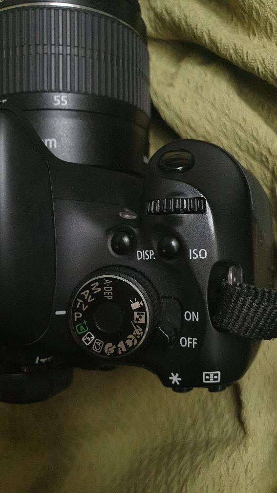 Фотоапарат Canon 600d