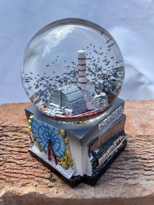 Снігова куля Чорнобиль 6,5 см
