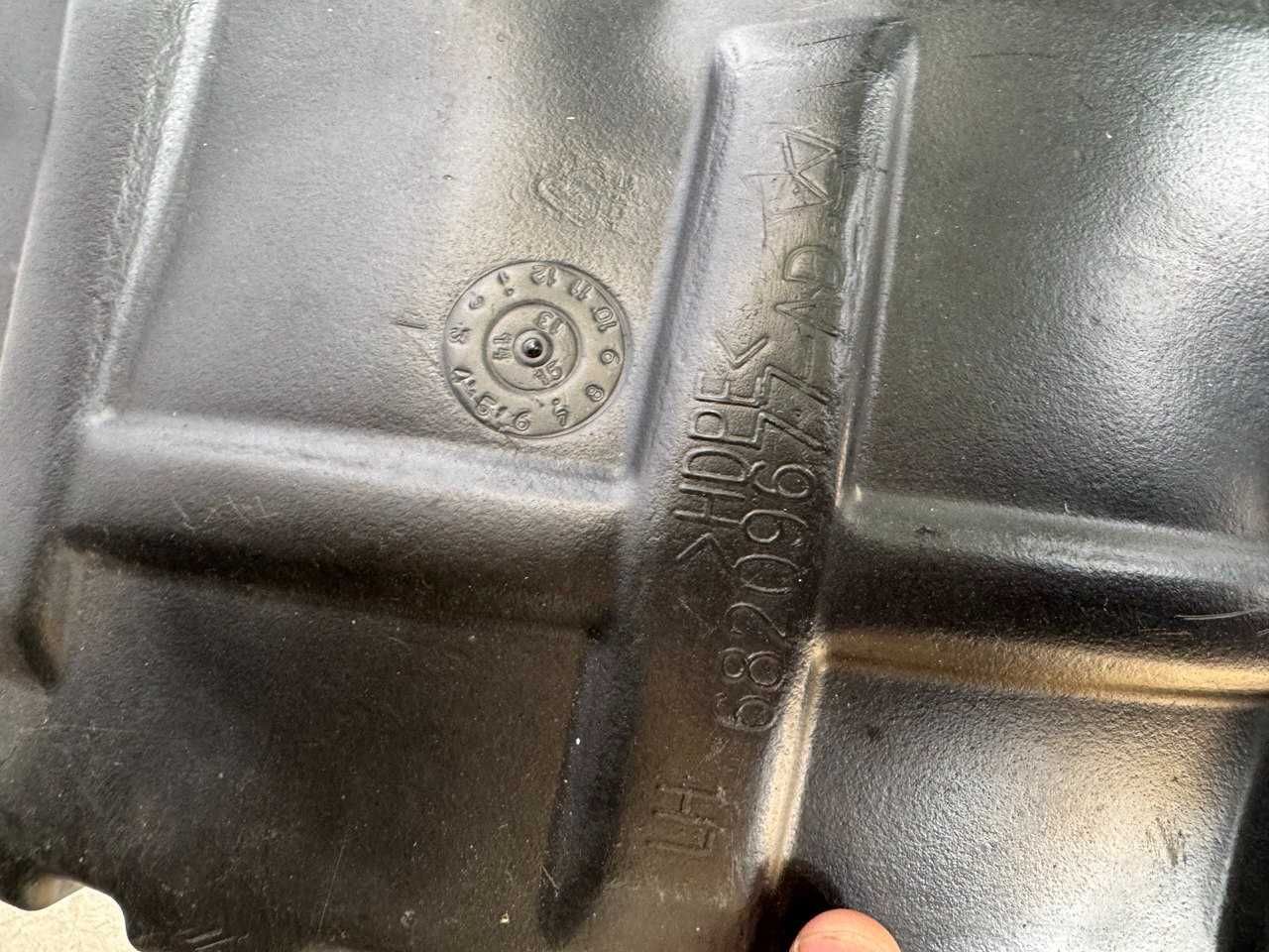 подкрылок задний левый Jeep Cherokee KL 14-18 68209677AD