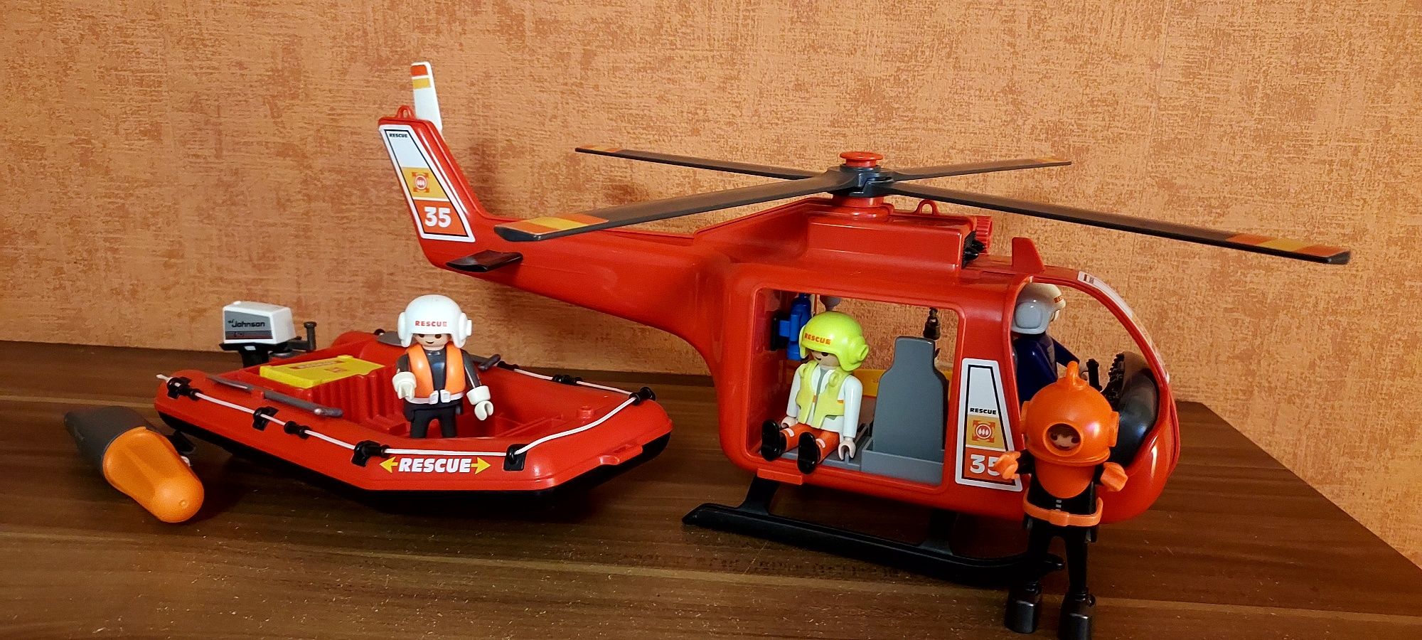 Playmobil Helikopter z pontonem i silnikiem 4428