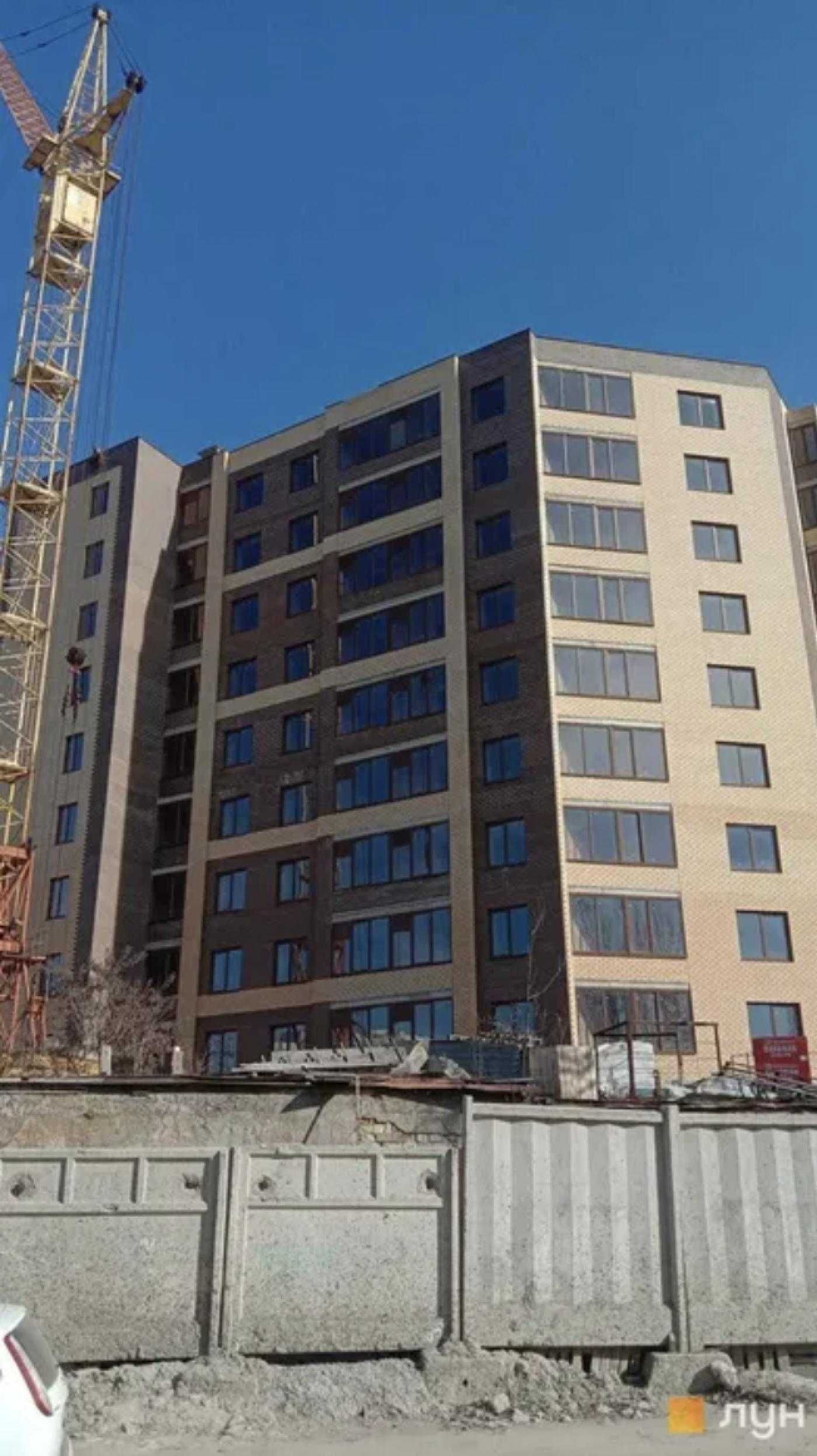 Продаеться однокомнатная квартира не далеко от староконного рынка.4555