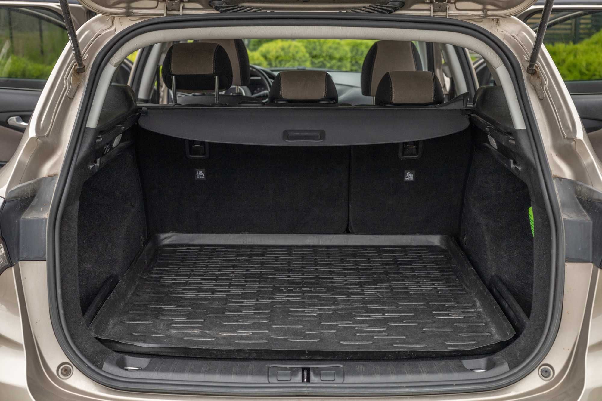 Fiat Tipo SW Lounge 1.4 T-Jet LPG 120KM | 2017 | Bogate wyposażenie |