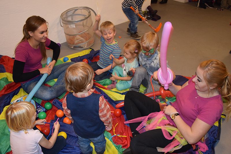 Animacje dla dzieci Malowanie buziek Skręcanie balonów Bańki mydlane