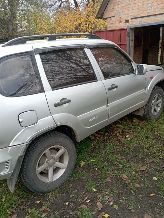 Niva HEVROLET 2006 рік