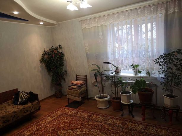 Дом в Днепровскгм районе, 2 комнаты, 2500+ку