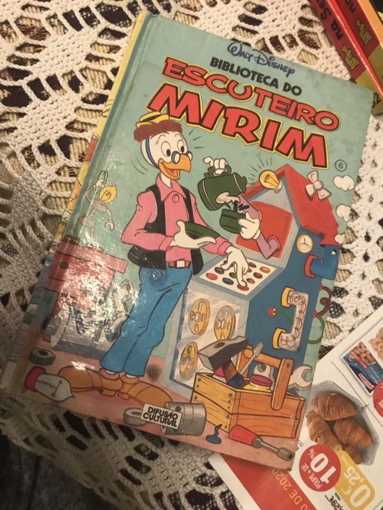 Livros disney: O Escuteiro Mirim