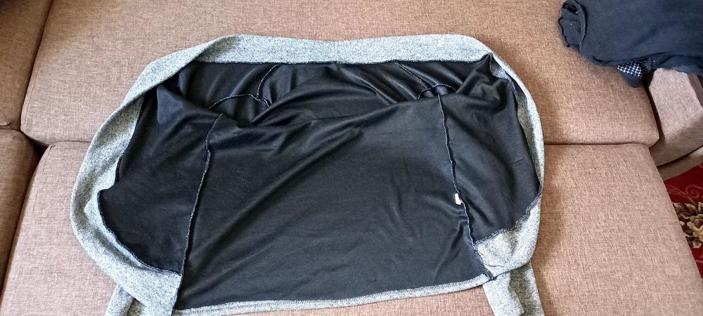 Кардиган жіночий бежевий