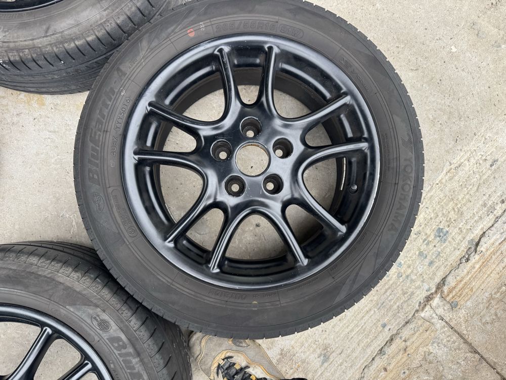 Шини з дисками R16 5/110 Opel Опель Астра ,Zafira 205/55/16