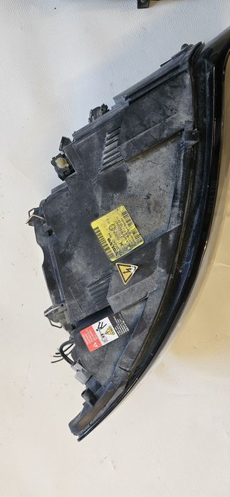 Volvo v50 lampy xenon komplet
