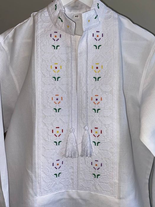Лляна чоловіча вишиванка