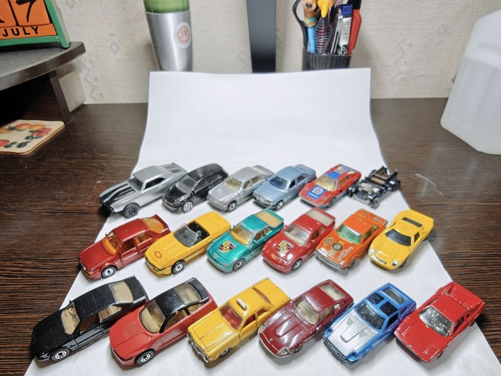 Машинки модели hot wheels matchbox majorette tomica jada