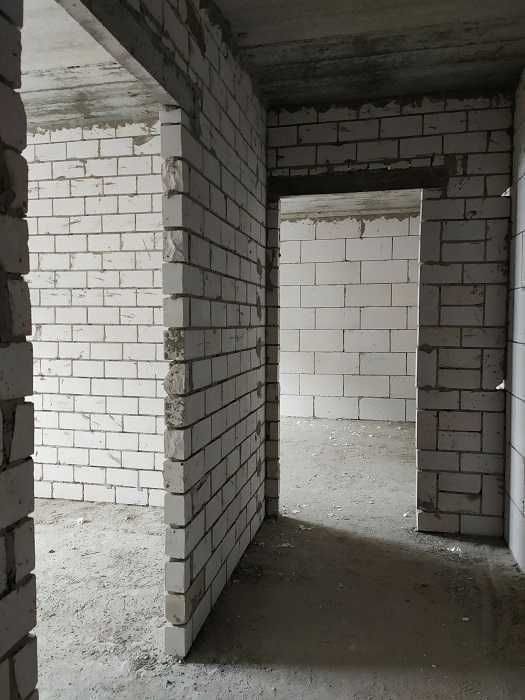 Продам свою 2-комнатную квартиру в ЖК "Мира-3", дом 16